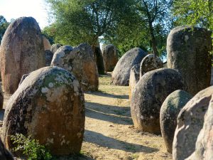 Evora megaliths photo by-C-Creative-Commons license Kyle-Taylor on Flickr